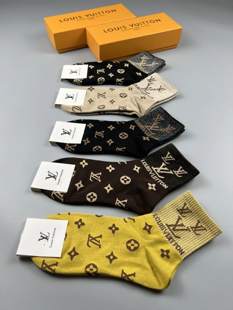 Comfortable Louis Vuitton Socks 274145
