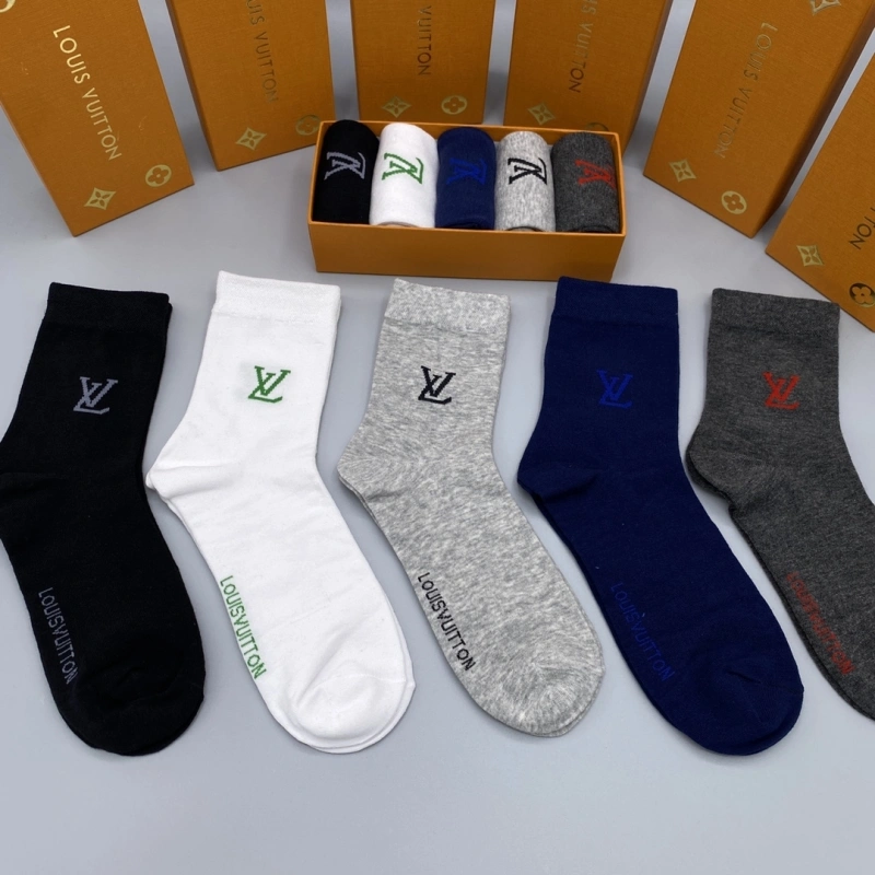 Chic Louis Vuitton Socks 274137
