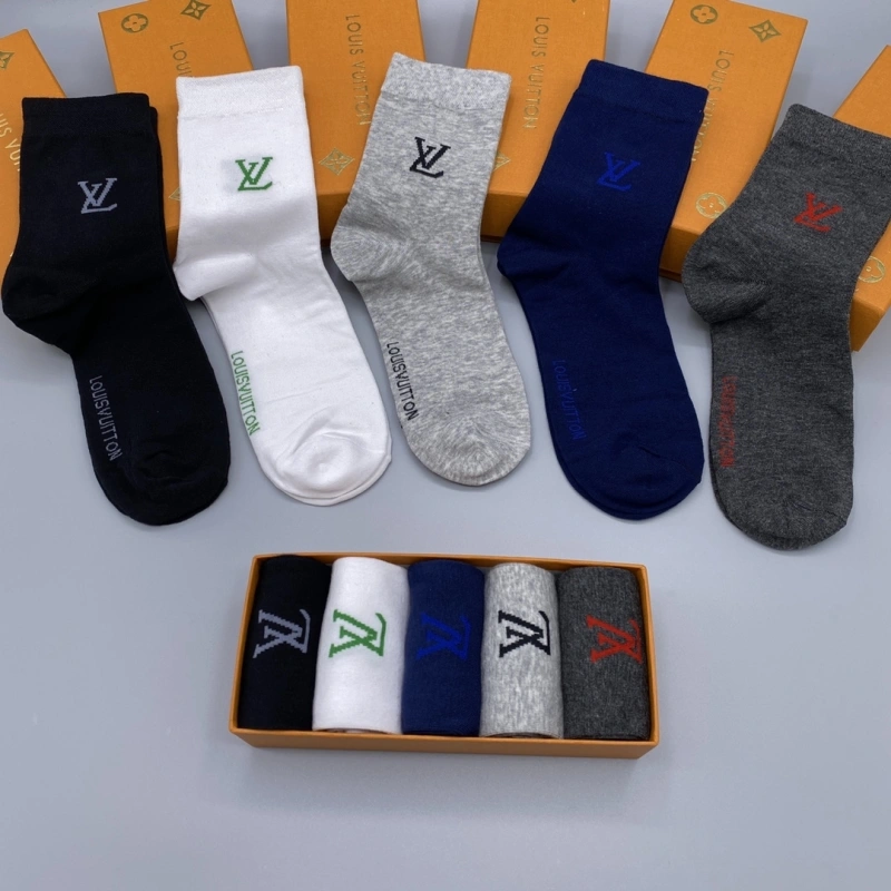Chic Louis Vuitton Socks 274137