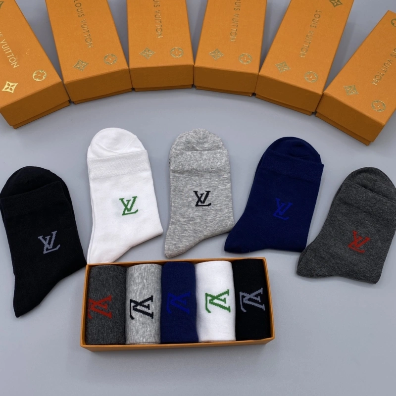 Chic Louis Vuitton Socks 274137
