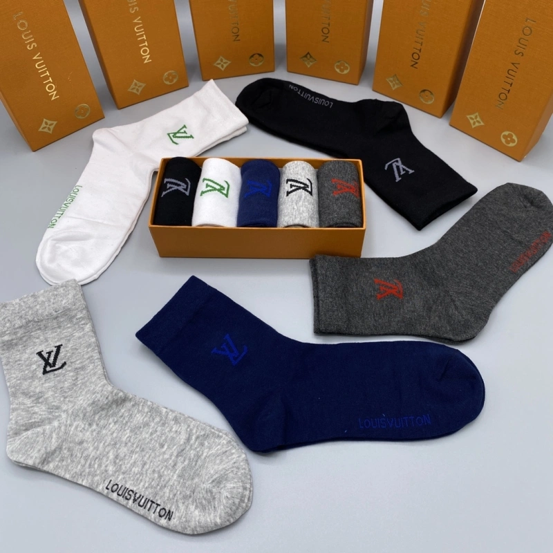 Chic Louis Vuitton Socks 274137