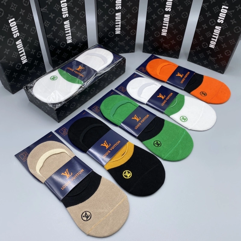 Louis Vuitton Socks FashionForward 274132