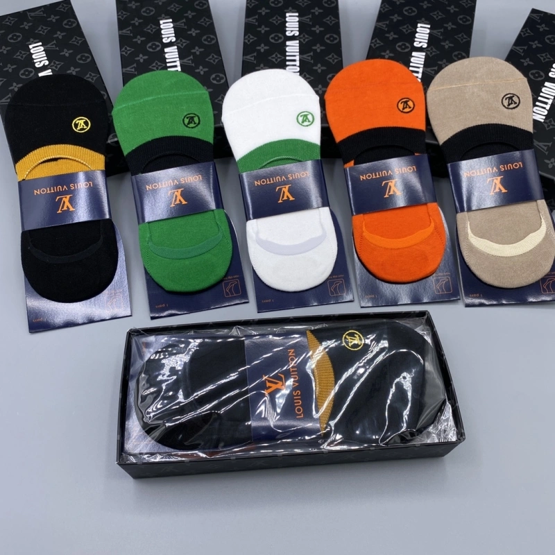 Louis Vuitton Socks FashionForward 274132