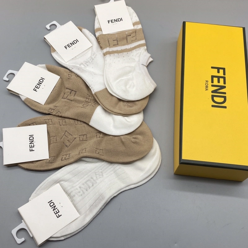 Cozy Louis Vuitton Socks 274111