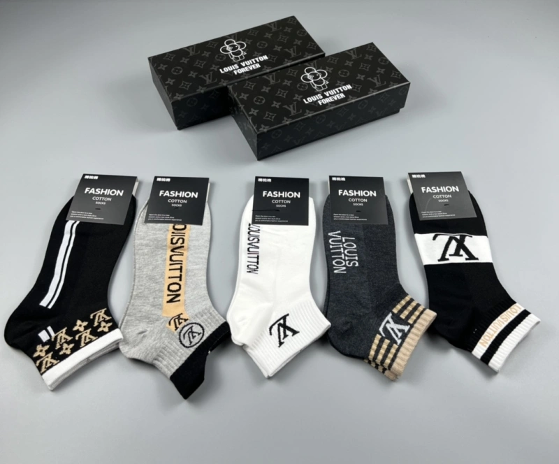 Louis Vuitton Socks Popular 274133