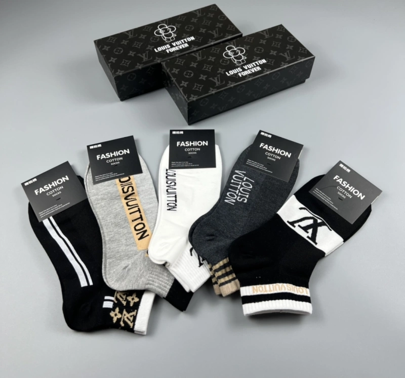 Louis Vuitton Socks Popular 274133