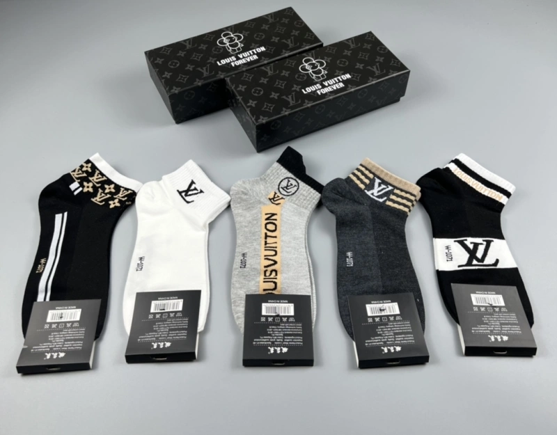 Louis Vuitton Socks Popular 274133