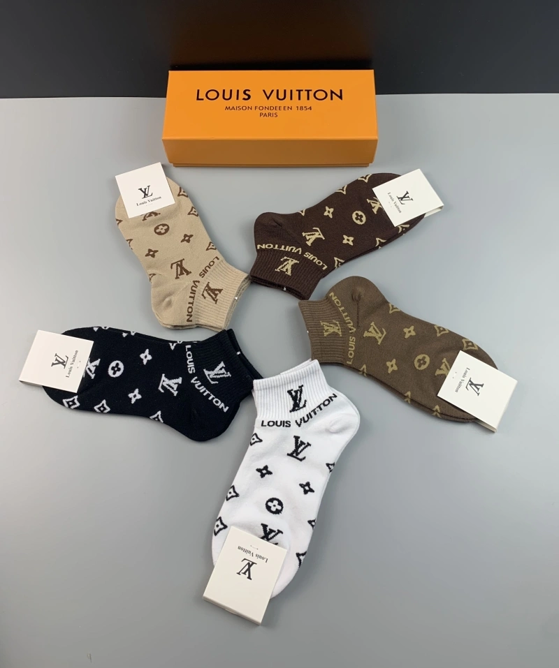 Fashionable Louis Vuitton Socks 274113