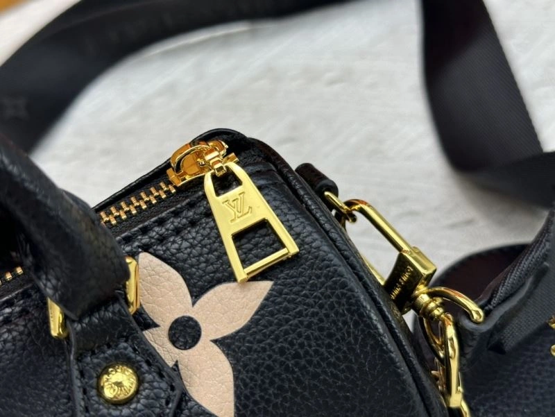 UrbanChic Louis Vuitton Speedy Bags 80374