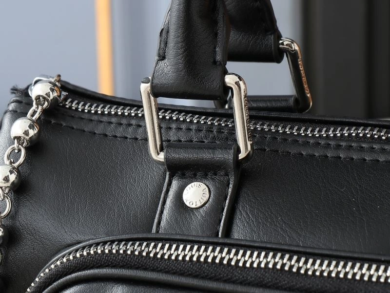Flexible Louis Vuitton Speedy Bags 80341