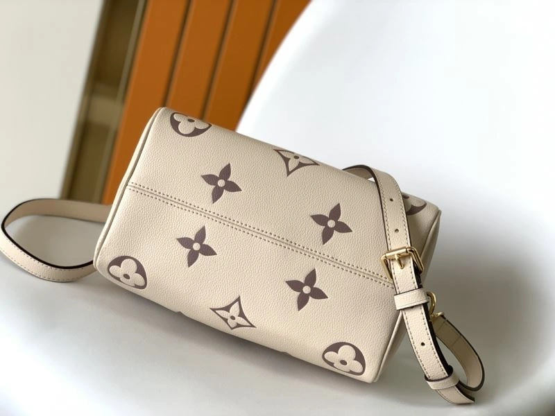 Supportive Louis Vuitton Speedy Bags 94185