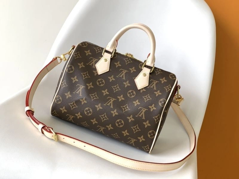 Louis Vuitton Speedy Bags Versatile 94176