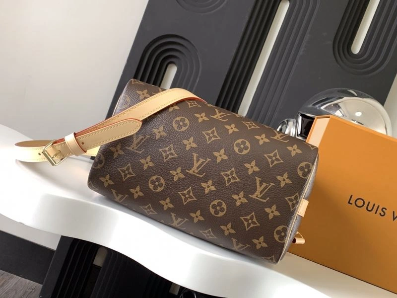Stretchable Louis Vuitton Speedy Bags 93714