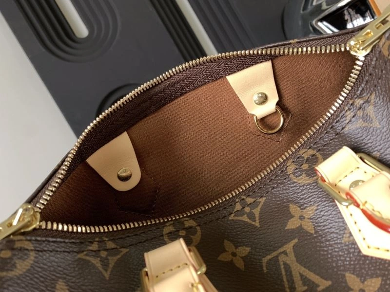 Stretchable Louis Vuitton Speedy Bags 93714