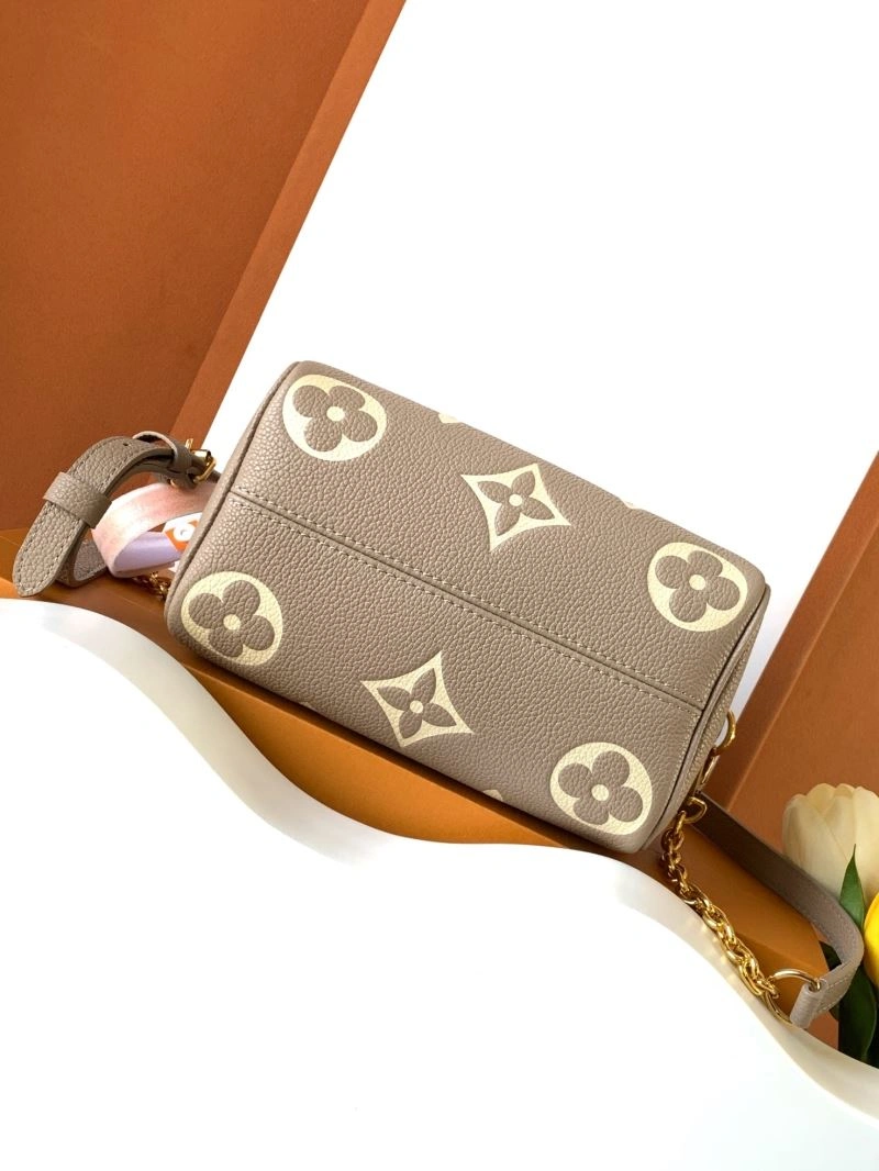 Casual Louis Vuitton Speedy Bags 93743