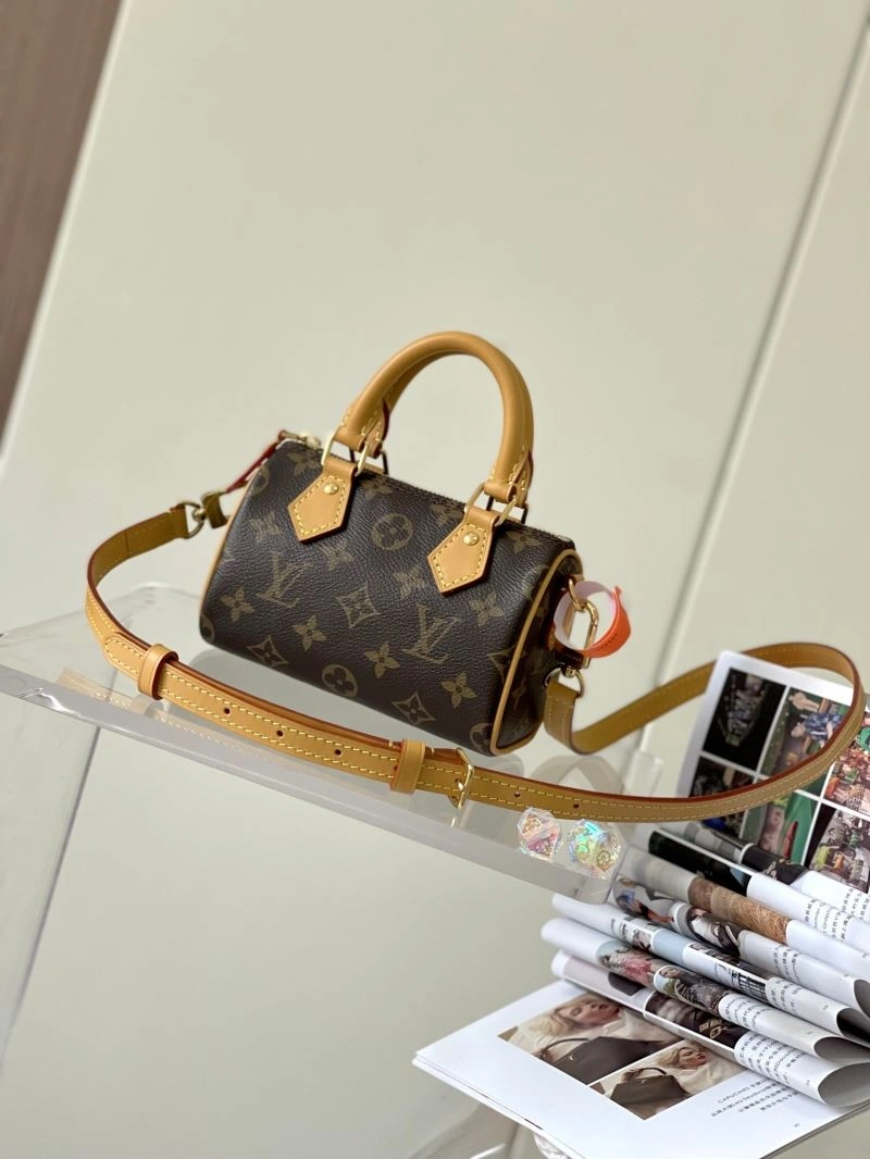 WeatherProof Louis Vuitton Speedy Bags 93437