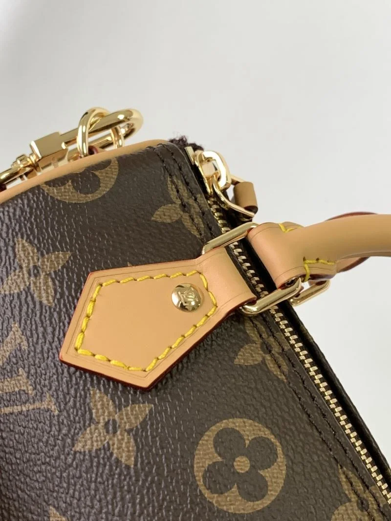 WeatherProof Louis Vuitton Speedy Bags 42380