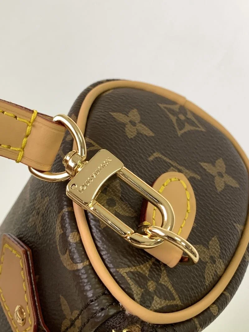 WeatherProof Louis Vuitton Speedy Bags 42380