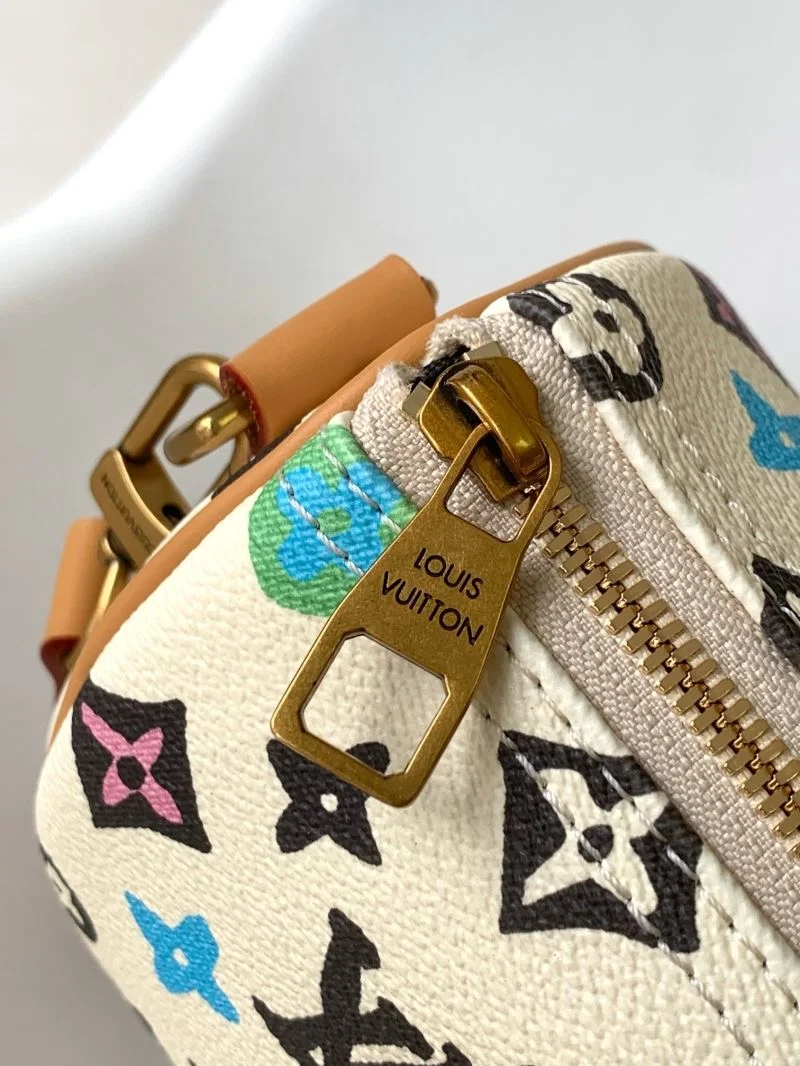 UrbanChic Louis Vuitton Speedy Bags 42362