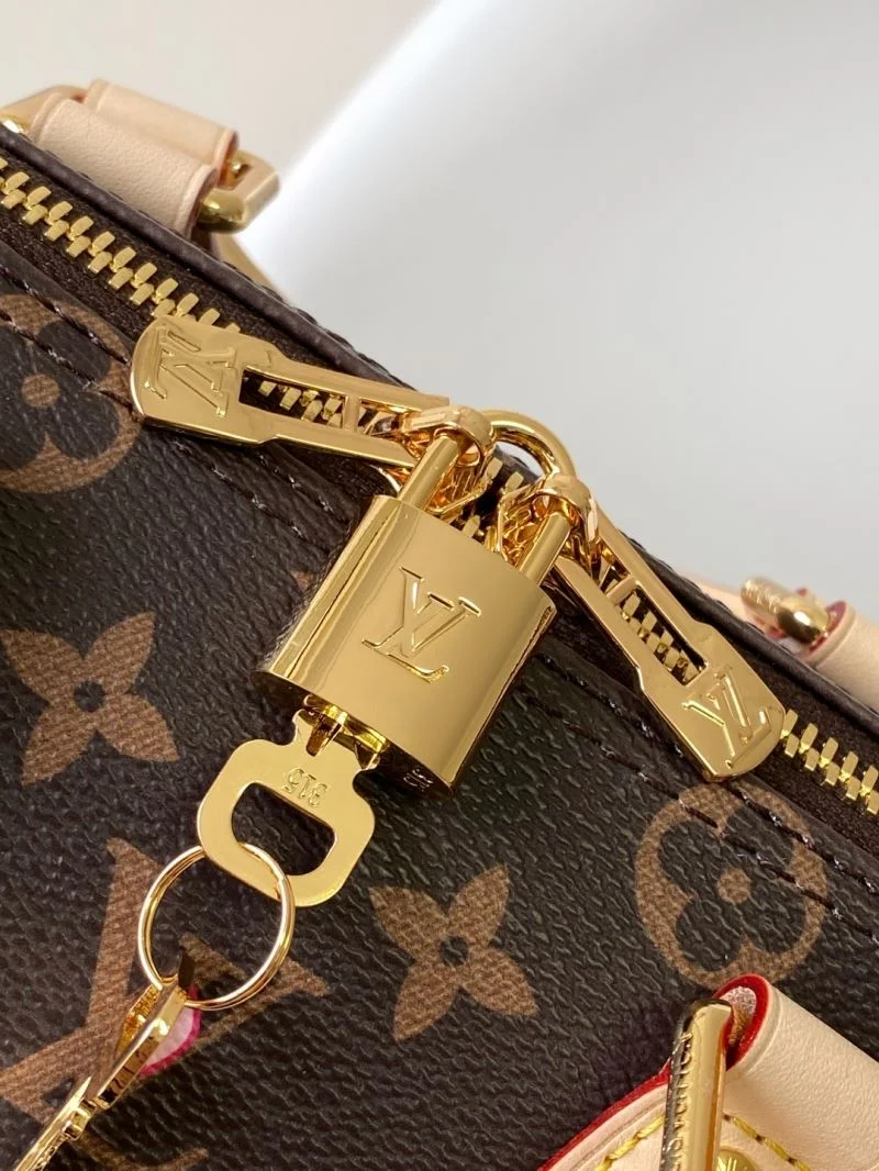 EyeCatching Louis Vuitton Speedy Bags 42355