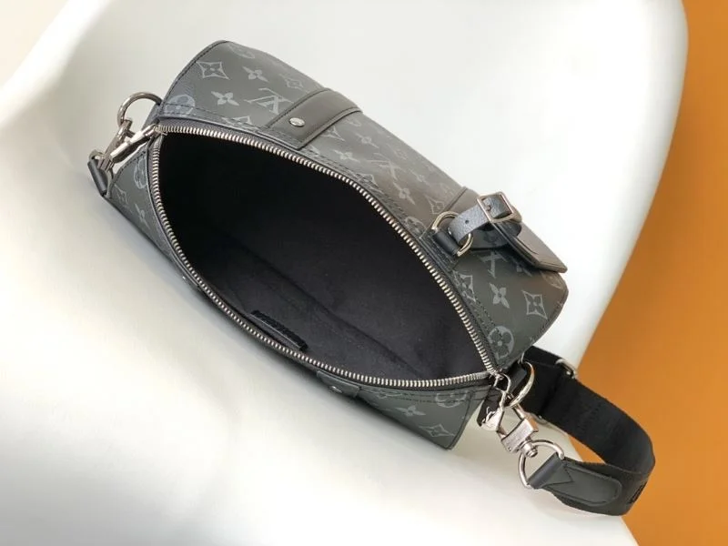 Versatile Louis Vuitton Speedy Bags 42323