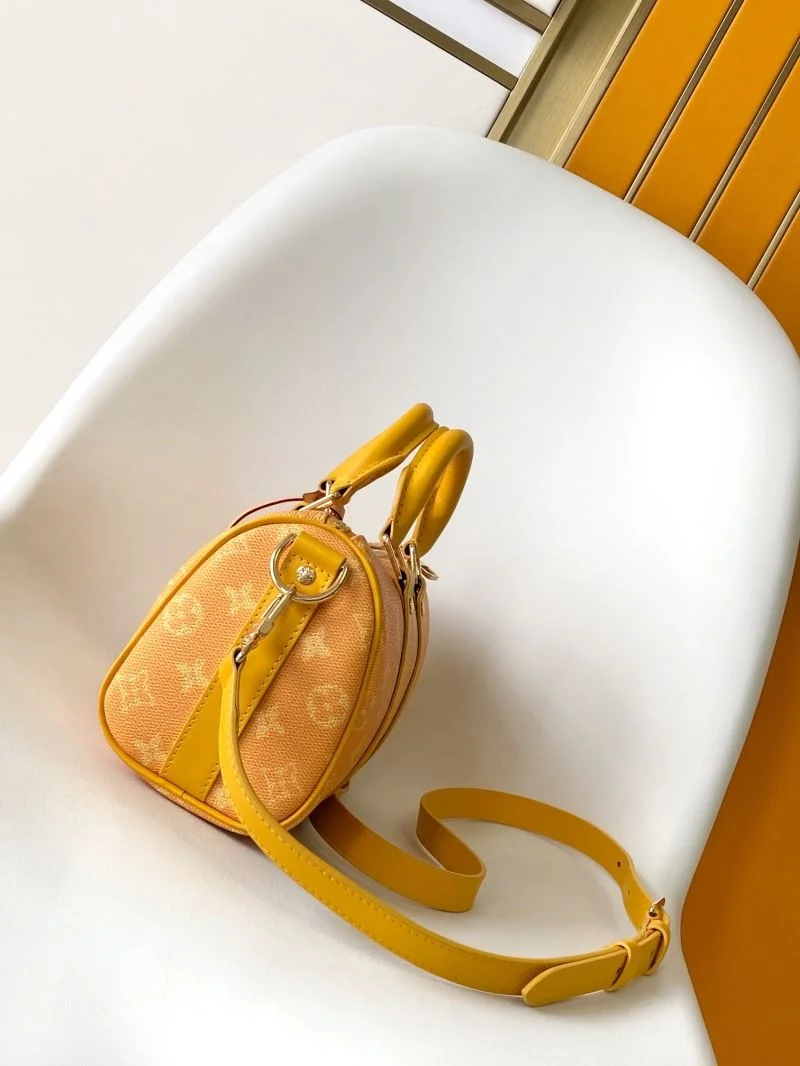 Stretchable Louis Vuitton Speedy Bags 42391