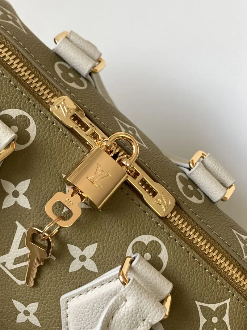 Compact Louis Vuitton Speedy Bags 41869