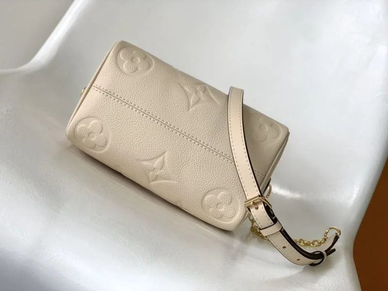 Louis Vuitton Speedy Bags TimelessDesign 41882
