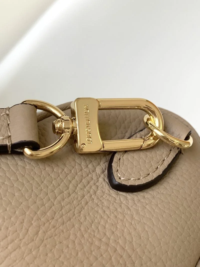 Bold Louis Vuitton Speedy Bags 41839