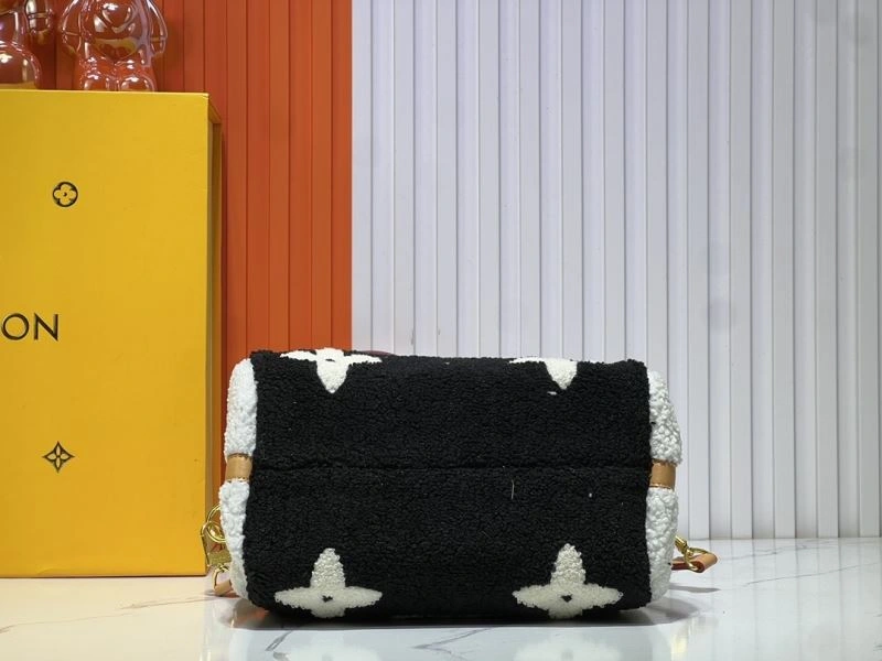 Louis Vuitton Speedy Bags EyeCatching 80082