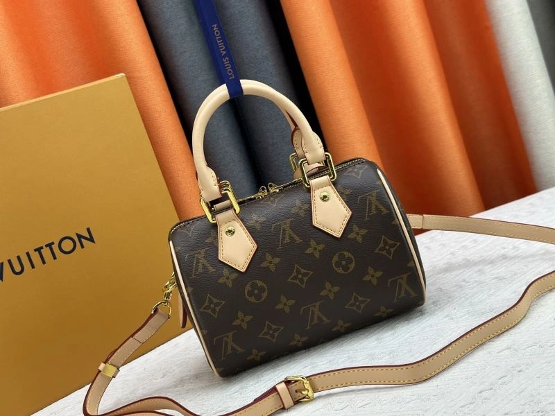 Louis Vuitton Speedy Bags UrbanChic 80524
