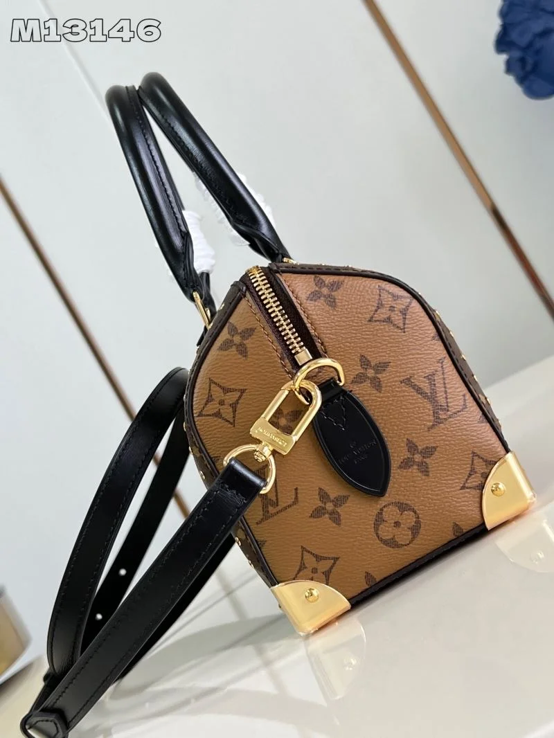 Sporty Louis Vuitton Speedy Bags 41090