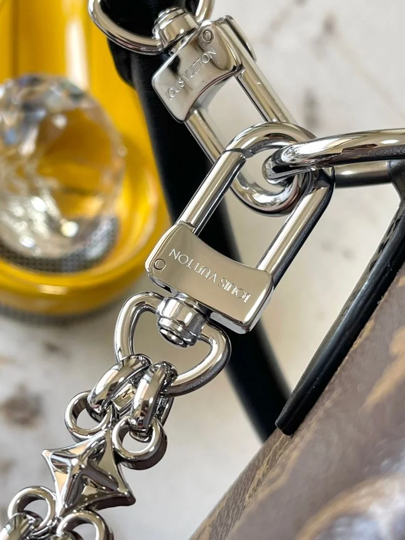 Stretchable Louis Vuitton Speedy Bags 41108