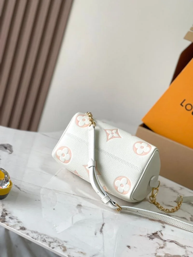 HighPerformance Louis Vuitton Speedy Bags 41070