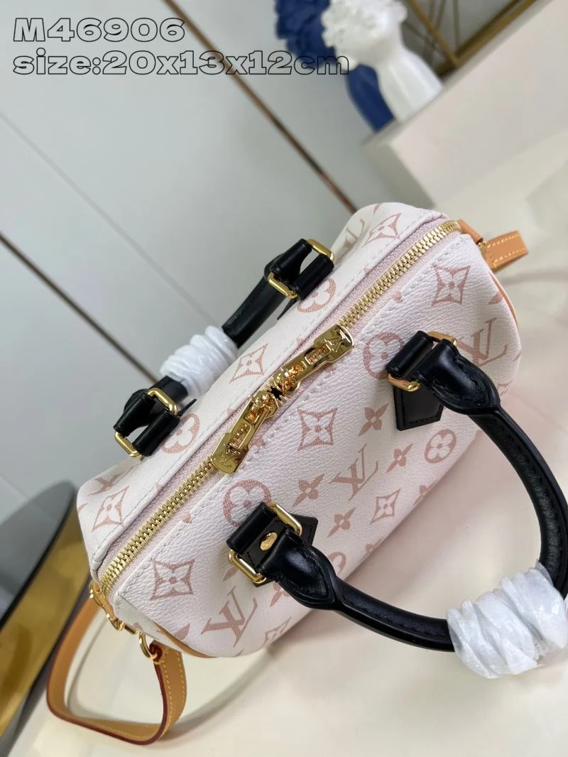 Stretchable Louis Vuitton Speedy Bags 41100