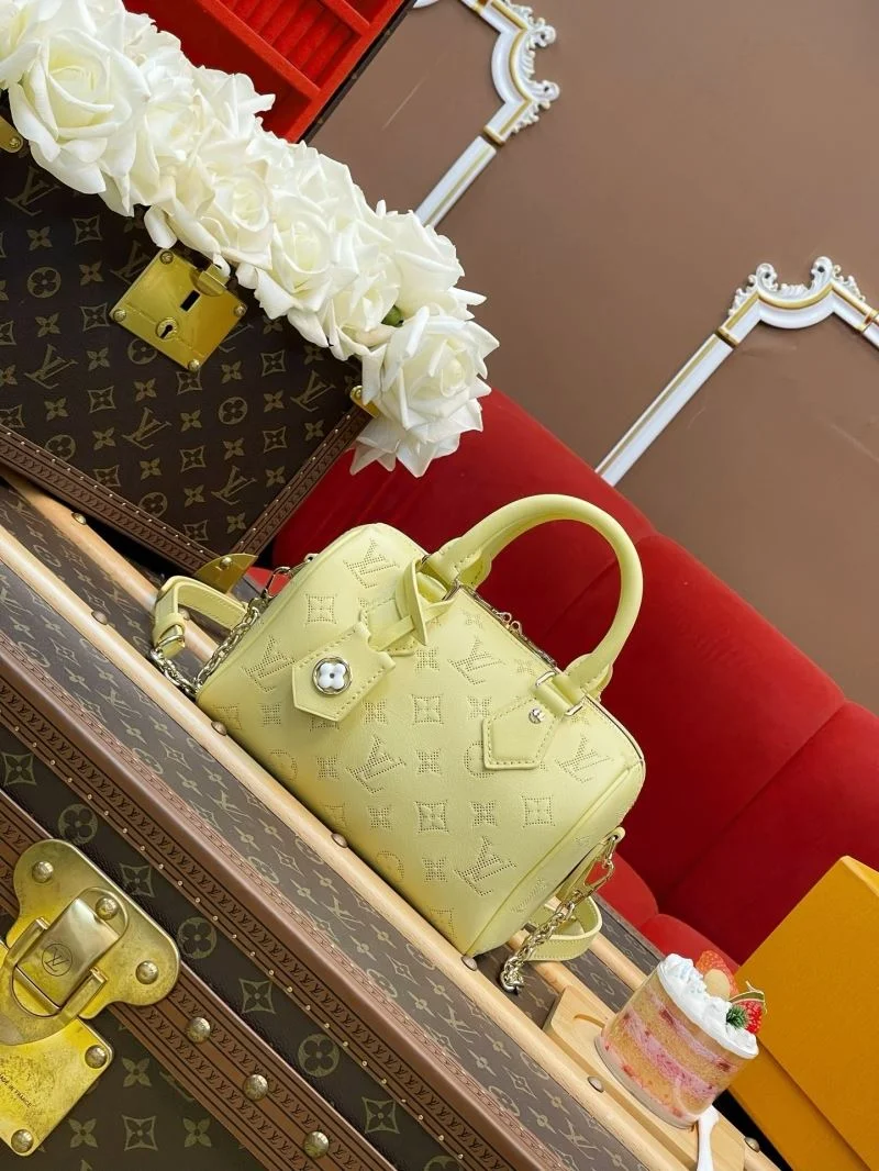 Effortless Louis Vuitton Speedy Bags 40416