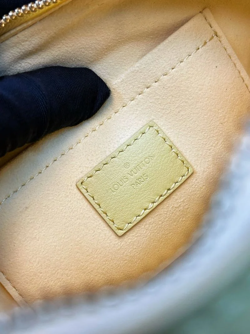 Effortless Louis Vuitton Speedy Bags 40416