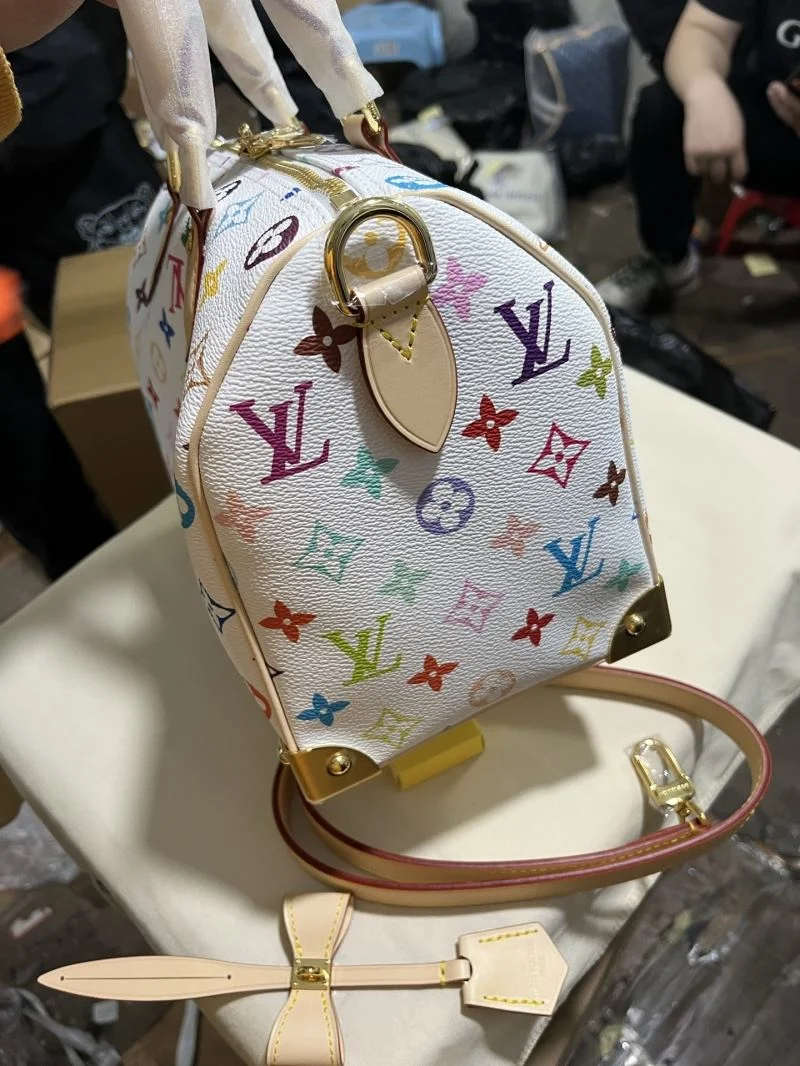 Louis Vuitton Speedy Bags UrbanChic 40411