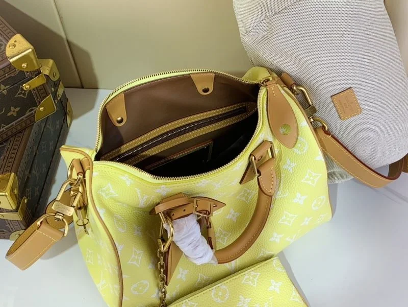ZipUp Louis Vuitton Speedy Bags 40388