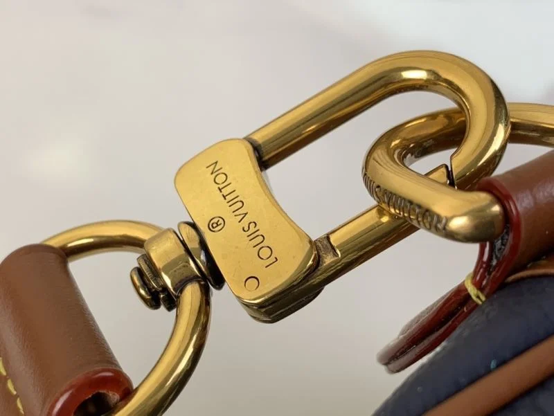 Minimalist Louis Vuitton Speedy Bags 37592