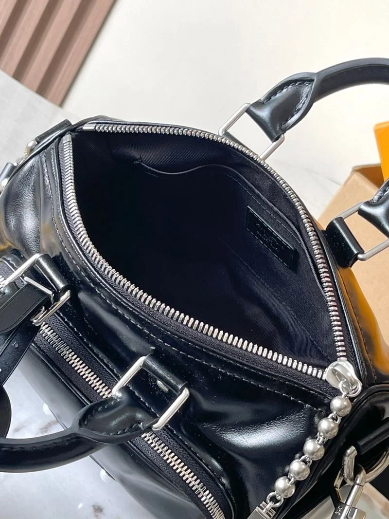 Louis Vuitton Speedy Bags Minimalist 40404