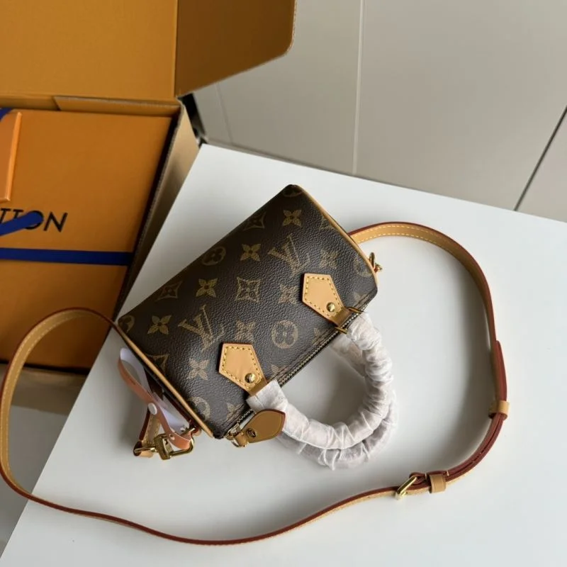 Flexible Louis Vuitton Speedy Bags 49249