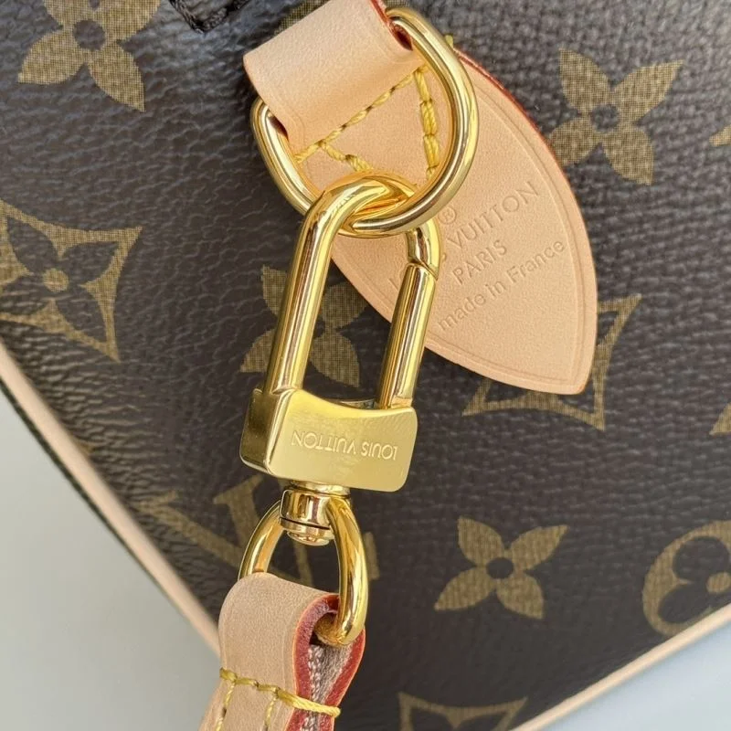 WaterResistant Louis Vuitton Speedy Bags 49245