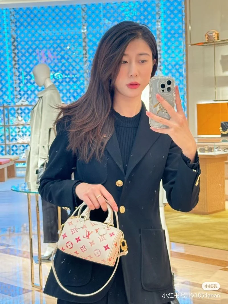 Louis Vuitton Speedy Bags ModernLook 39397