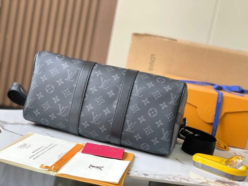 Stretchable Louis Vuitton Speedy Bags 39405