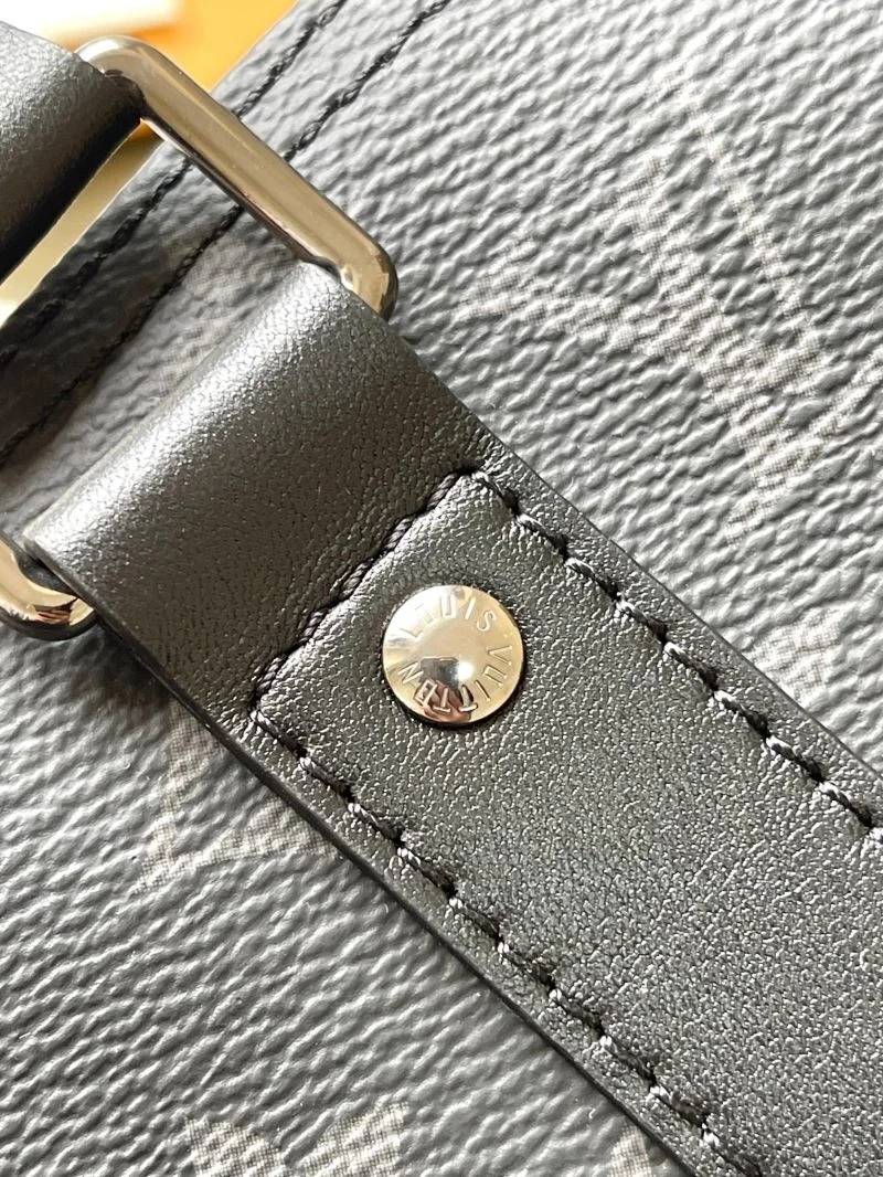 Stretchable Louis Vuitton Speedy Bags 39405