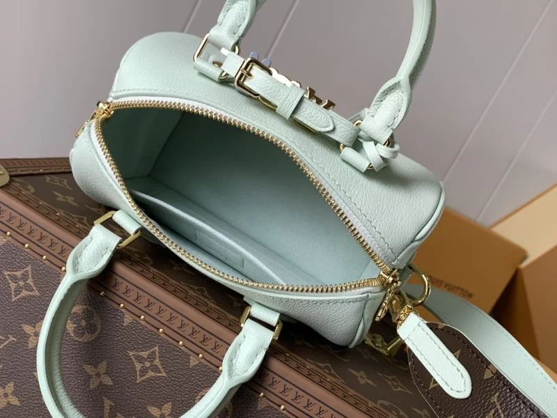 Snug Louis Vuitton Speedy Bags 38781
