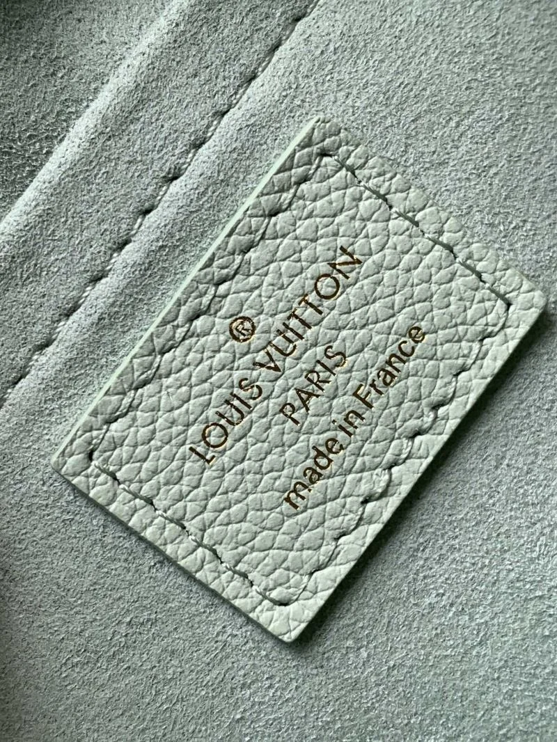 Snug Louis Vuitton Speedy Bags 38781