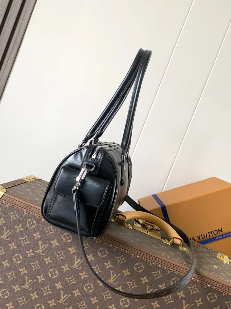 Sporty Louis Vuitton Speedy Bags 38777