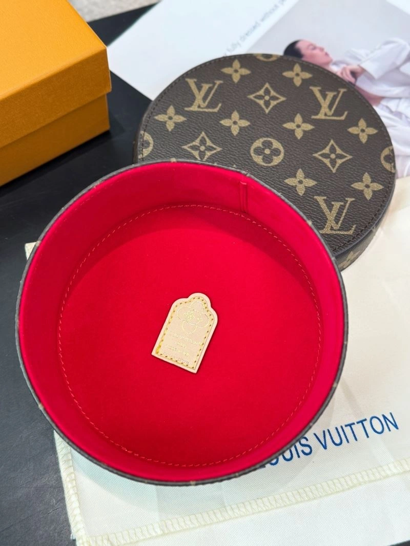 Louis Vuitton Storage Boxes Contemporary 274700